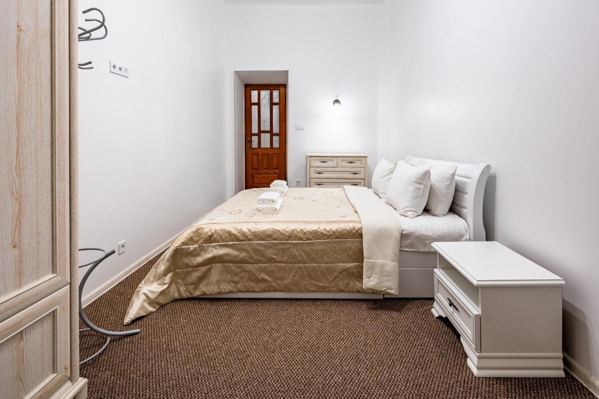 Designer Apartment! The Center! валова 29 *
